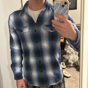 American Eagle blue and white plaid long sleeve heavy over shirt